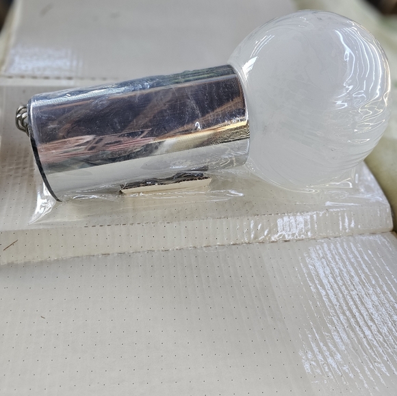 Vintage Touch Light Globe Light - Picture 2 of 3